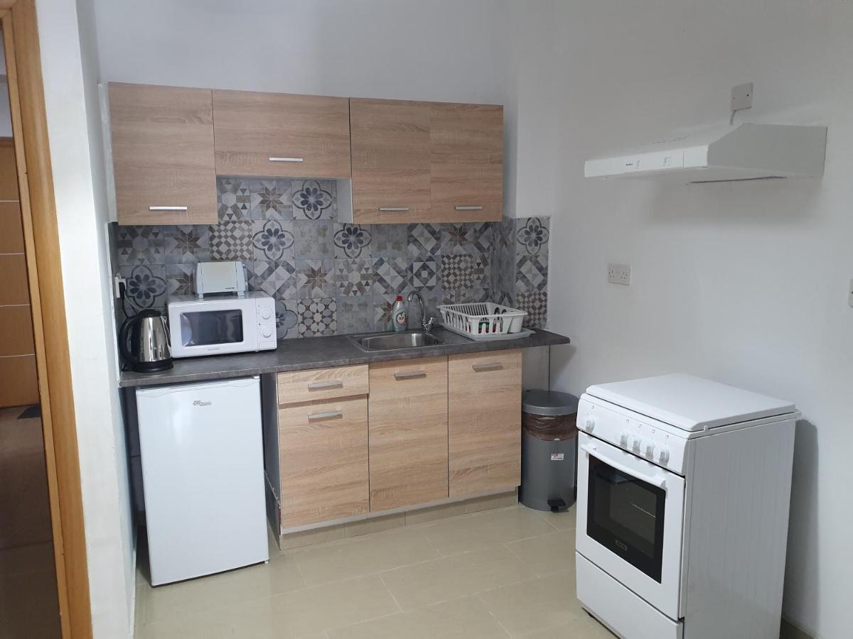 Valentinos Apartments Pafos Dış mekan fotoğraf