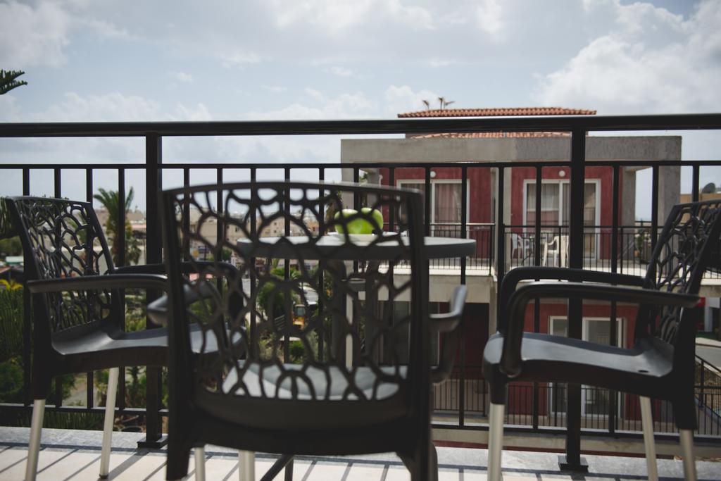 Valentinos Apartments Pafos Dış mekan fotoğraf