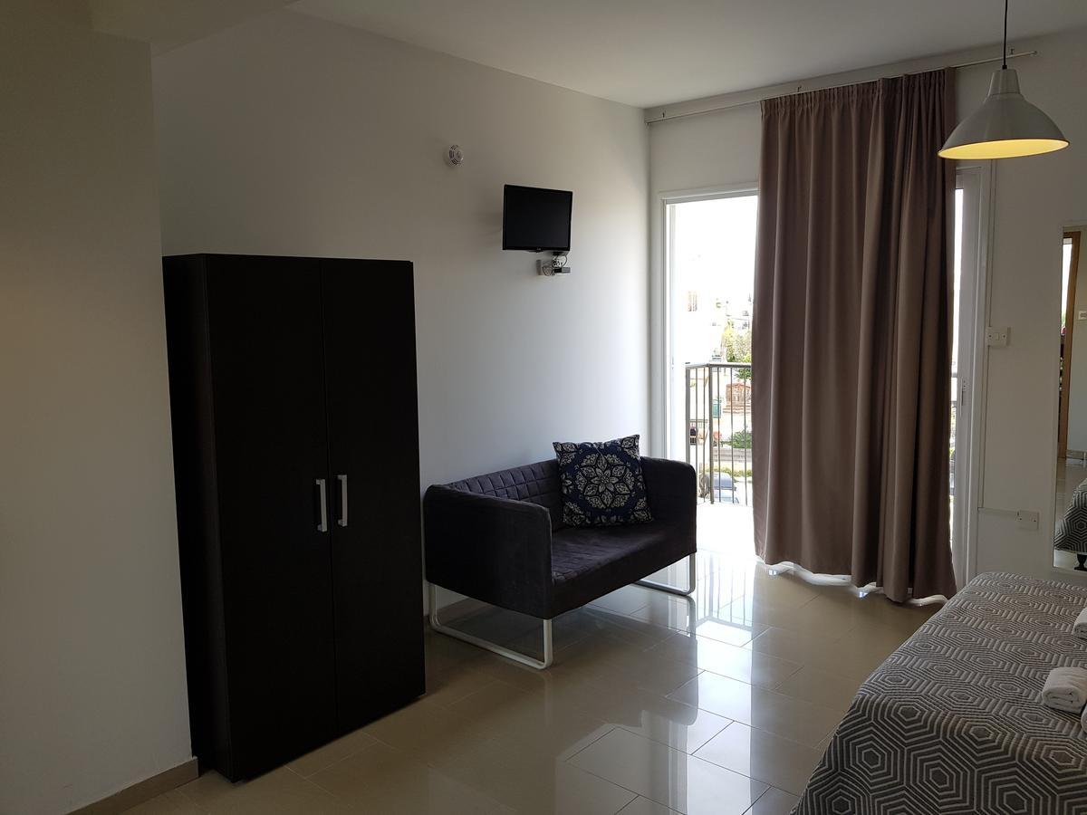 Valentinos Apartments Pafos Dış mekan fotoğraf