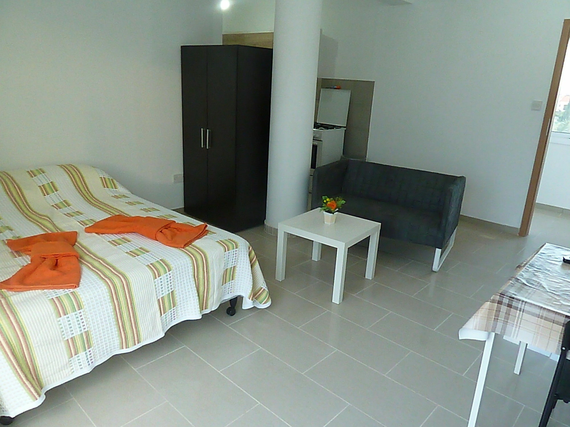 Valentinos Apartments Pafos Dış mekan fotoğraf